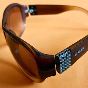 VERSACE Vintage Sunglasses 4042 340/13 62-125 Used